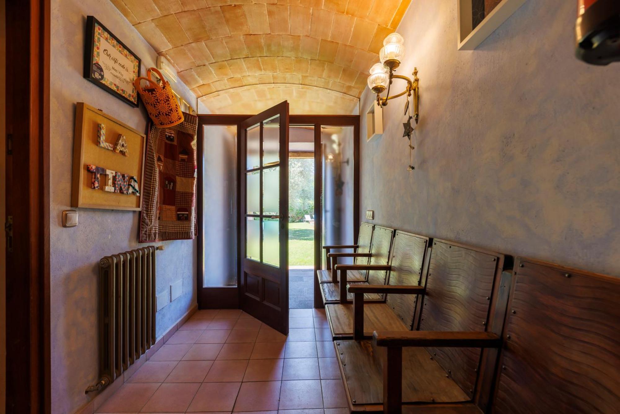 لا بيسبال Turisme Rural - Mas Vila - Monells المظهر الخارجي الصورة